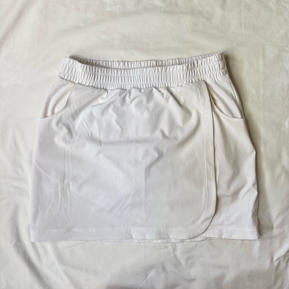 T by Talbots White Faux Wrap Skort Tennis Skirt Bike Shorts Elastic Waist